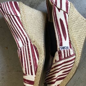 TOMS wedge shoes
